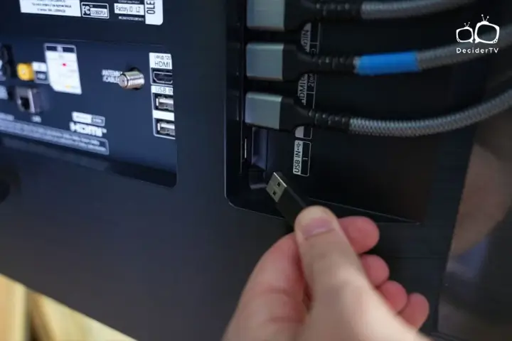 Connecting with HDMI ARC