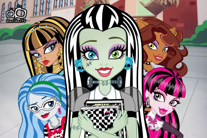 Monster High: New Ghoul at School